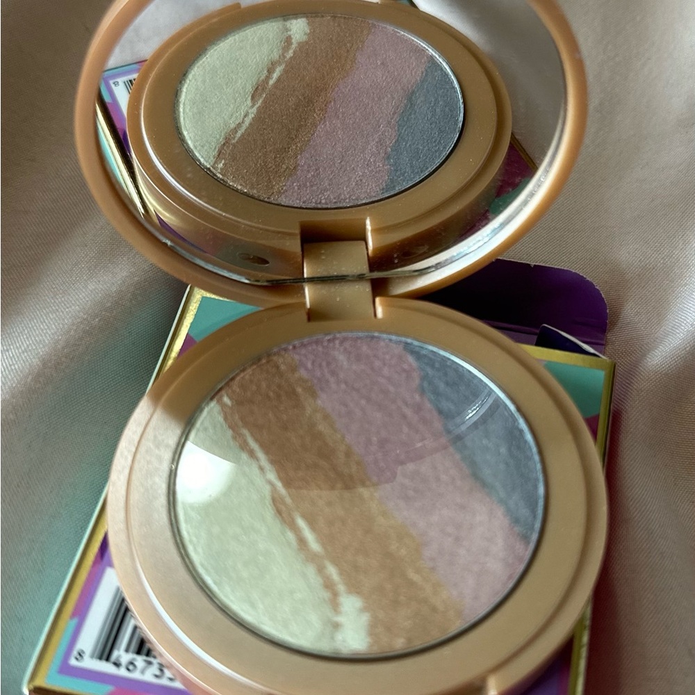 🌟Tarte🌟 Rainbow 🌈 Highlighter Limited Edition